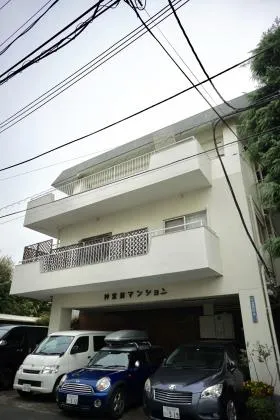 神宮前マンションの外観