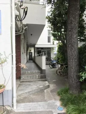 神宮前マンションの外観