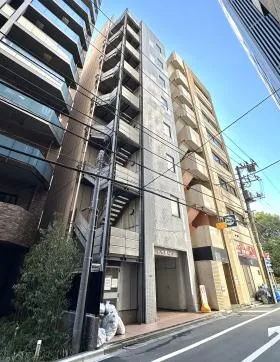 虎ノ門菅井ビルの外観