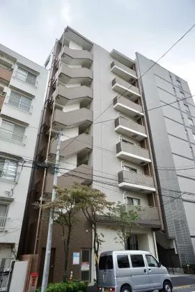 コスモグレイス新宿の外観
