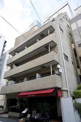 グローリア平河町ビルの外観