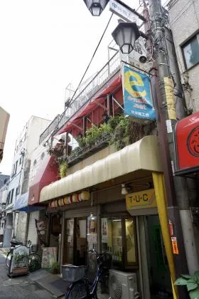 吾妻ビルの外観