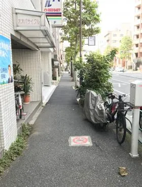 大場ビルの外観