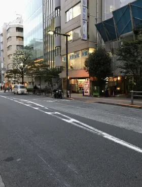 後楽園ビルの外観