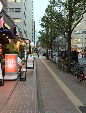 後楽園ビルの外観