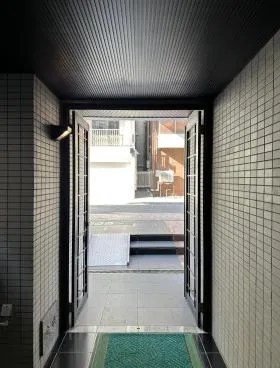 ルート麻布ビルの外観