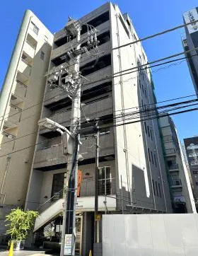 ルート麻布ビルの外観