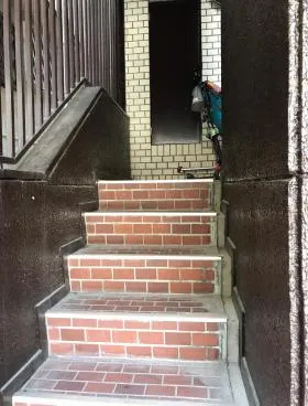 PELANGI神宮ビルの外観