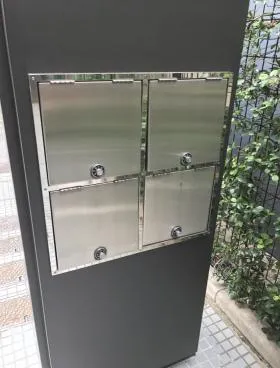 蒼鷹社ビルの外観