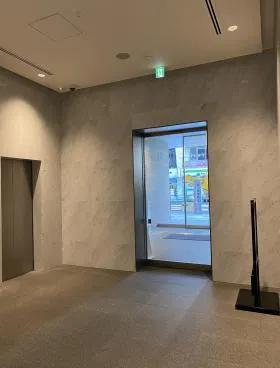PMO新宿御苑前ビルの外観