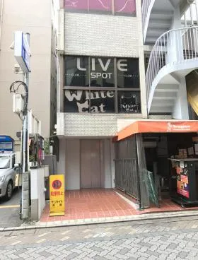 サンライトビルの外観