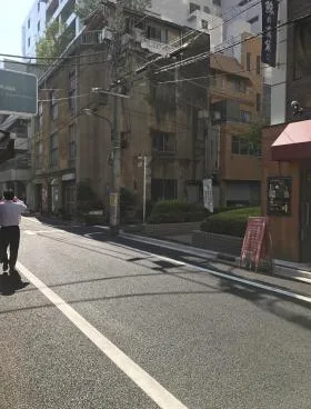 パーク虎の門ビルの外観