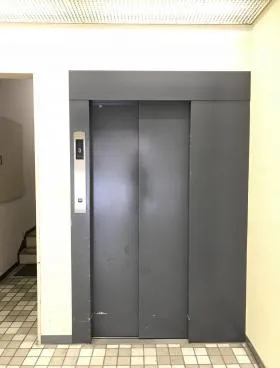 橋義ビルの外観