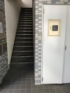 アネックスTビルの外観