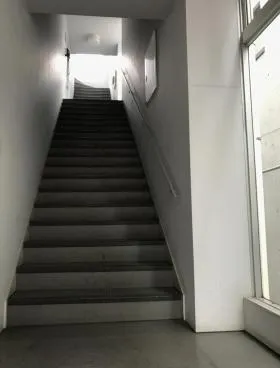 神宮前YOビルの外観