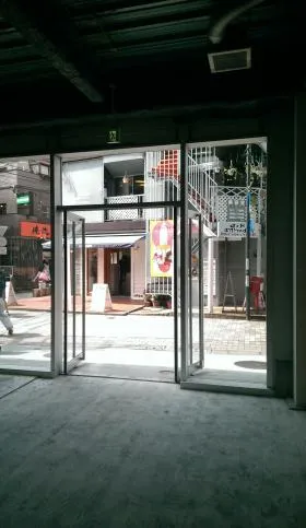 神宮前YOビルの外観