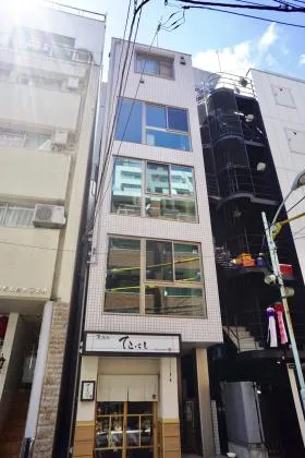 和可奈ビルの外観