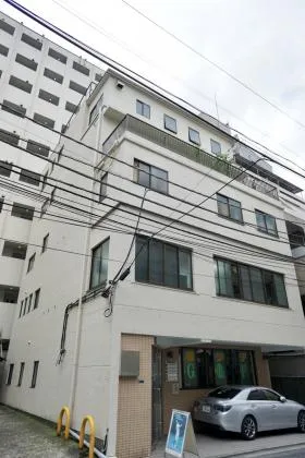 平原ビルの外観