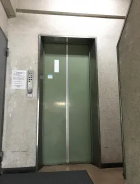 山本ビルの外観