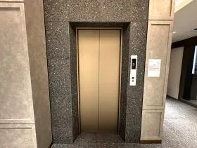 THE PORTAL TSUKIJIビルの外観