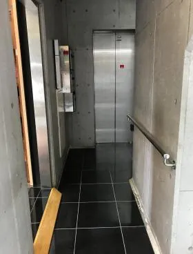 親和ビルの外観