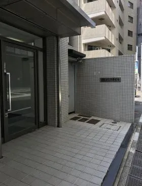 赤坂からす亭ビルの外観
