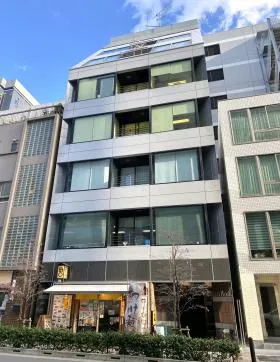 レオロックビルの外観