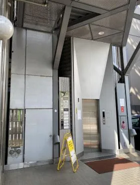 麻布ウィンテルビルの外観