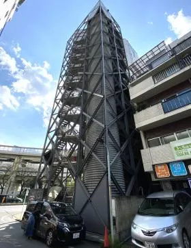 麻布ウィンテルビルの外観
