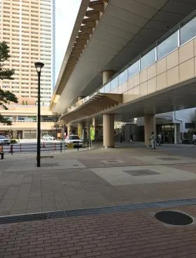 いちかわザ・タワーズイーストの外観
