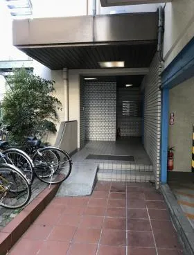 陽成ビルの外観