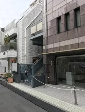 TRTビルの外観