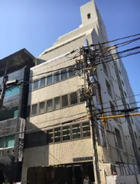 大和本町ビルの外観