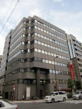 本町産金ビルの外観