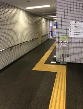 オザワビルの外観