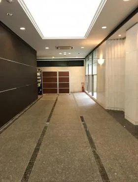 セブン南青山ビルの外観