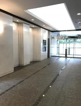 セブン南青山ビルの外観