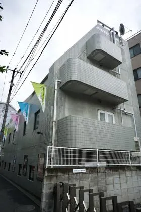 コミュン渋谷ビルの外観