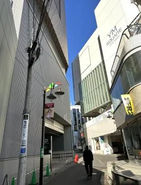 インガレッソビルの外観