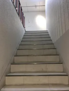六本木三丁目ビルの外観