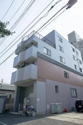 USビルの外観