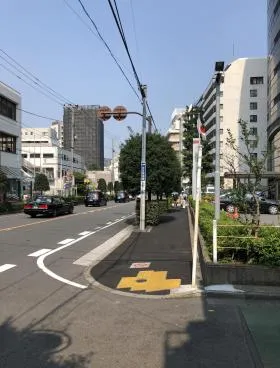 USビルの外観