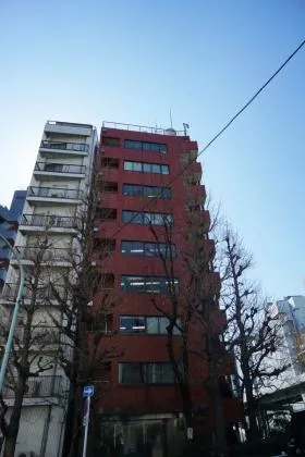 京橋第3長岡ビルの外観