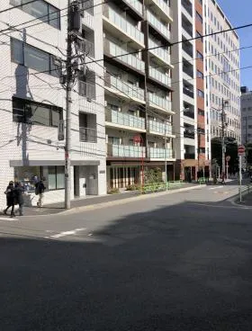 京橋第3長岡ビルの外観