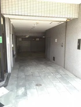 アスミビルの外観