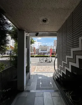 アスミビルの外観