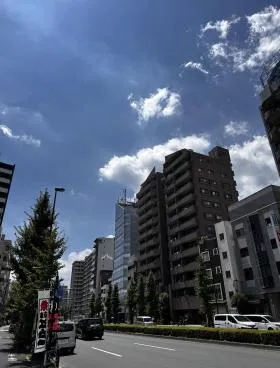 アスミビルの外観
