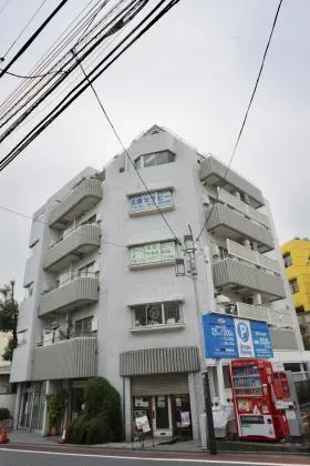 自由が丘戸田ビルの外観