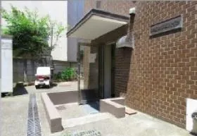 赤坂南部坂ハイツの外観
