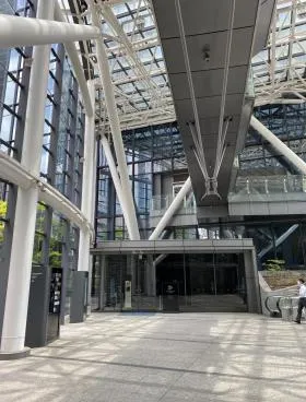 ワテラスタワーの外観